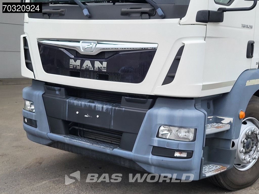 MAN TGM TGM 18.290 4X2 HMF 1320 K4 Remote Crane Tipper Full Steel Euro 6