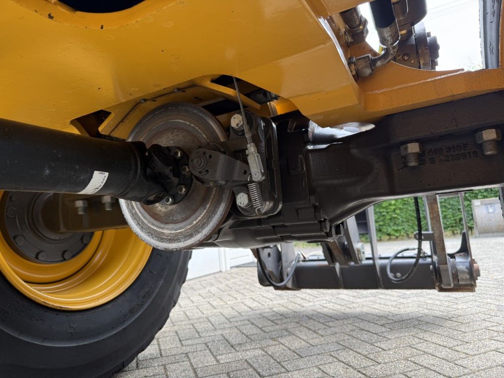 VOLVO L50H (BJR 2019 ) 3250 UUR