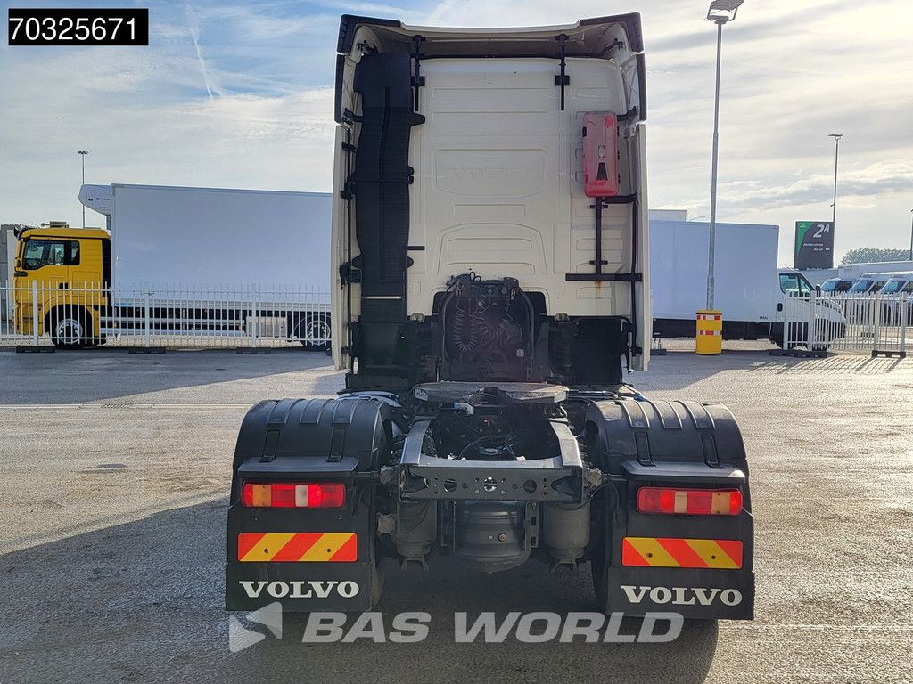 Volvo FH 460 4X2 2x Tanks Standklima
