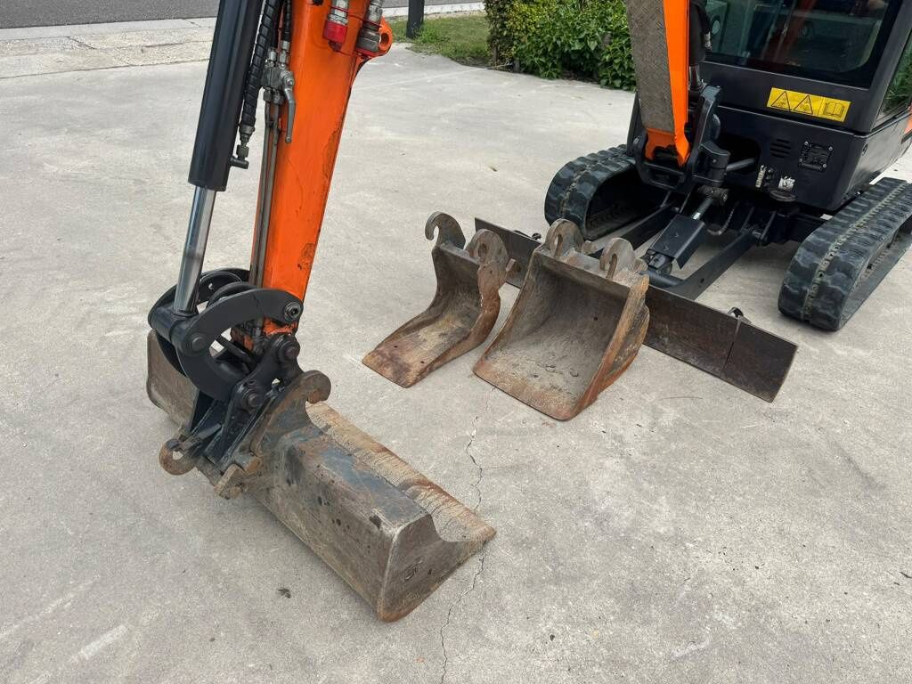 Doosan dx19