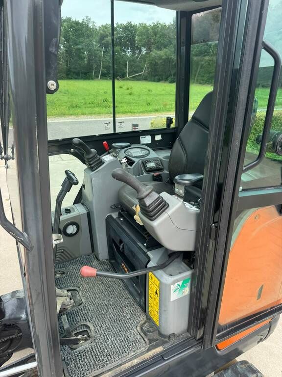 Doosan dx19
