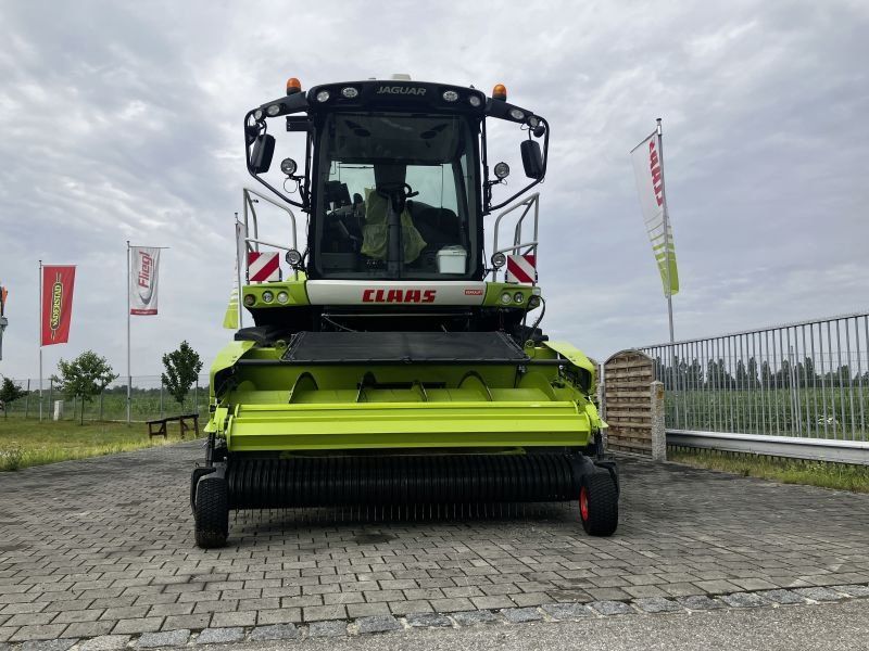 Claas JAGUAR 870 + PICK UP 300