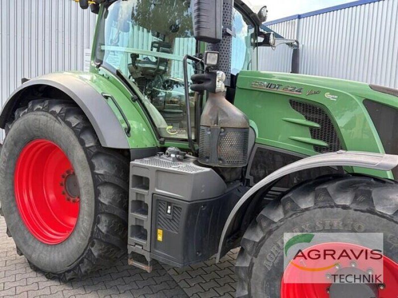 Fendt 824 VARIO S4 Profi