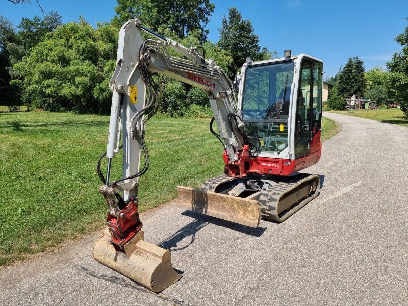 Takeuchi TB 230