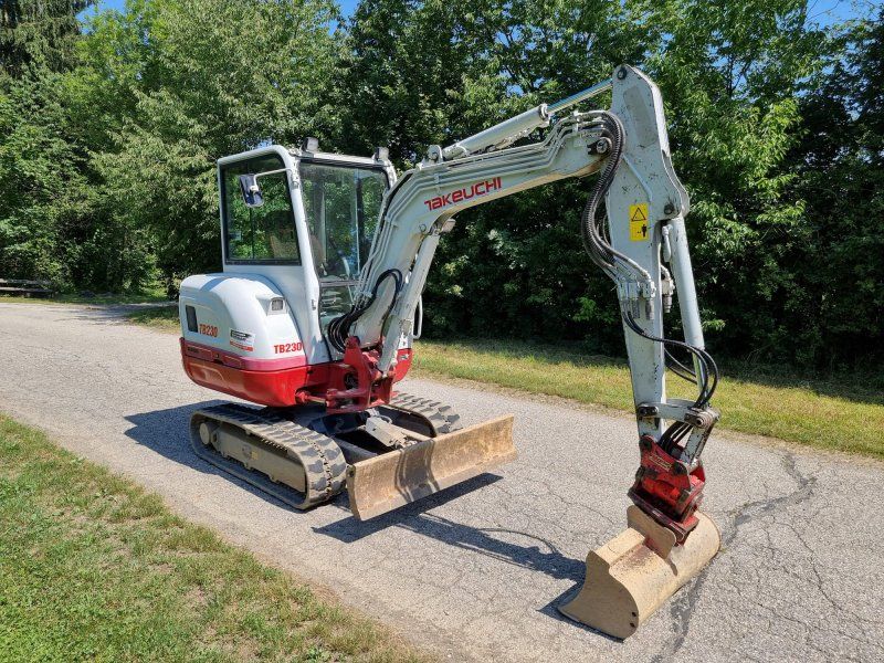 Takeuchi TB 230