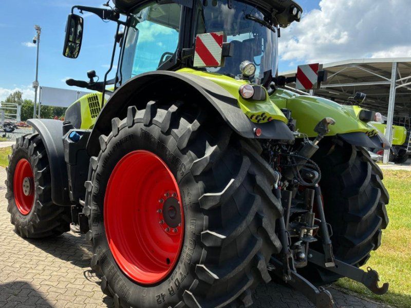 Claas Axion 830 CMATIC