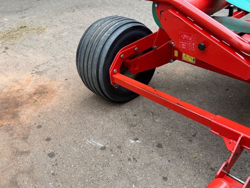 Kverneland Taarup 7420