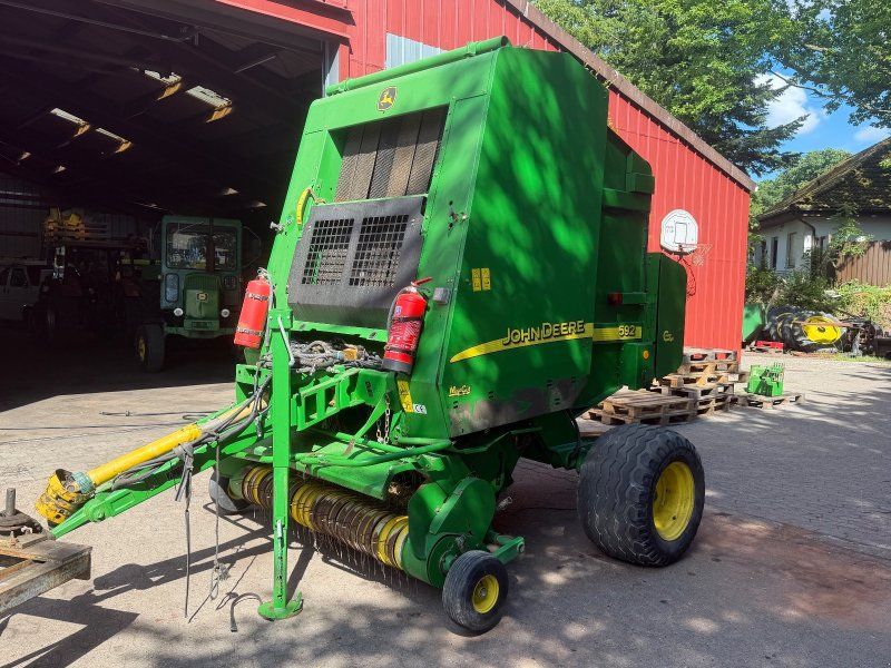 John Deere 592 HiFlow CoverEdge