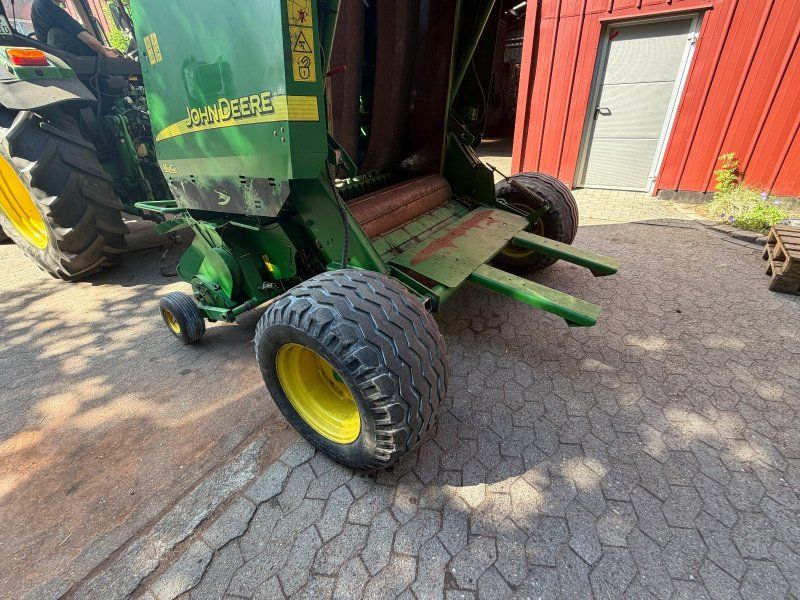 John Deere 592 HiFlow CoverEdge