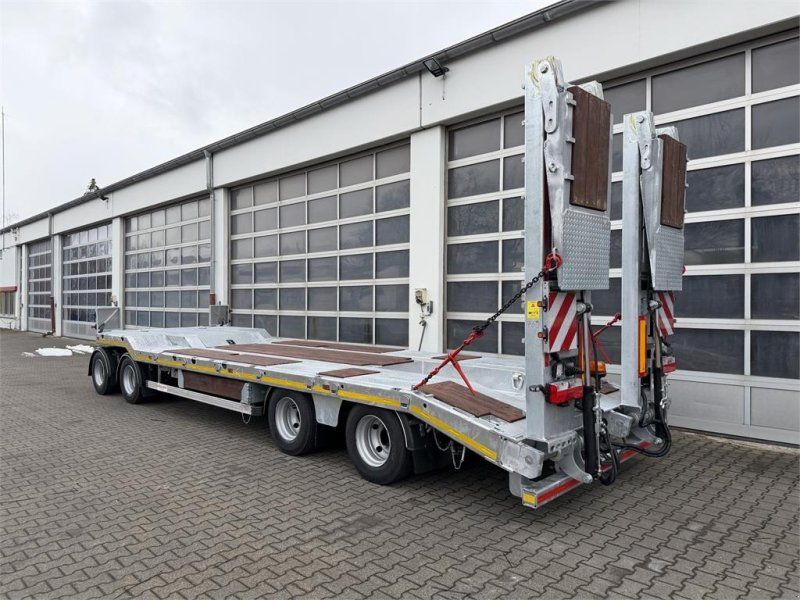 Möslein T 4 VB H2 neuer 4 Achs Tieflader hydraulischen Ra