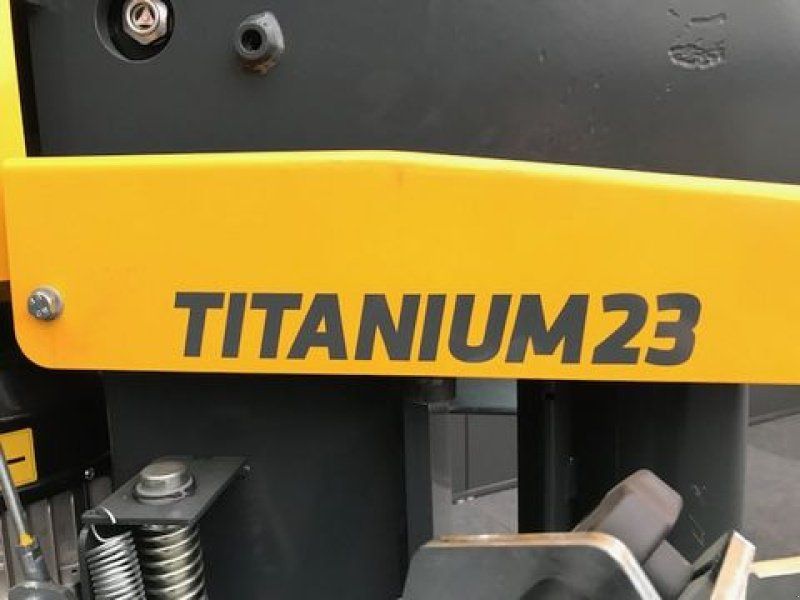 Uniforest Titanium 23CD+E Zapfwelle & Elektro