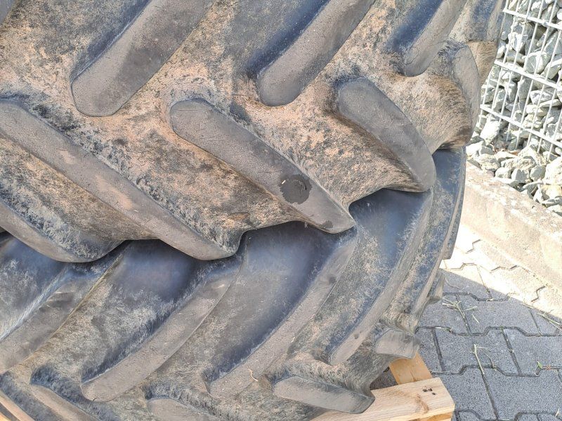 Michelin 540/65R24