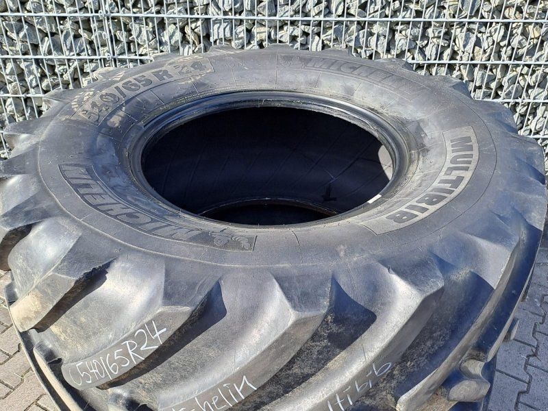 Michelin 540/65R24