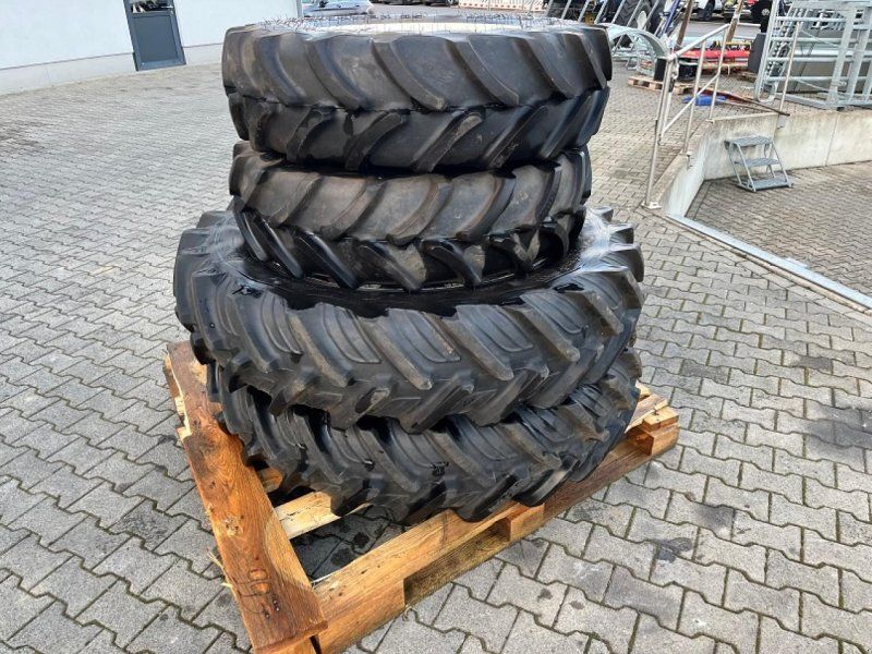 Firestone 320/85R24 + 13.6R38 Taurus