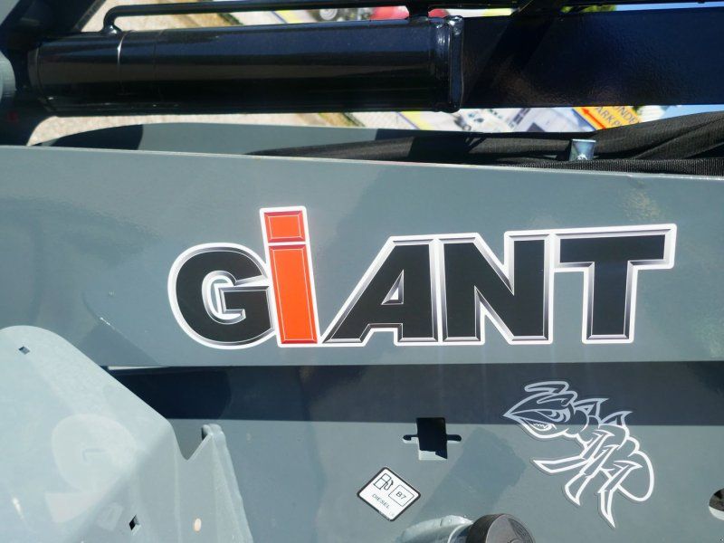 Giant G 2300 HD