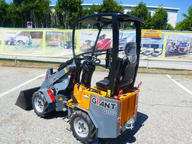 Giant G 1100