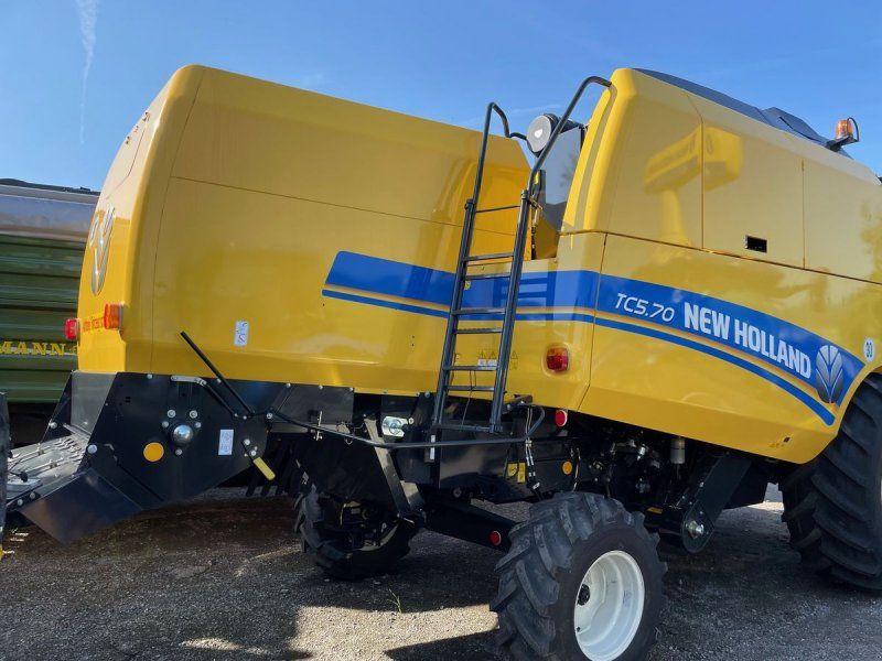 New Holland TC 5.70