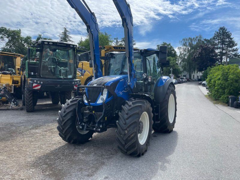 New Holland T5.110 Dynamic Command (Stage V)