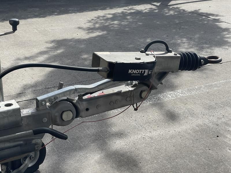 Doosan 12 / 205