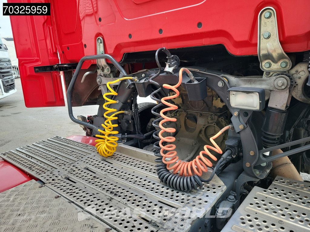 Mercedes Actros Actros 1842 4X2 StreamSpace Mega NL-Truck 2x Tanks Hebesattel Standklima ACC Navi