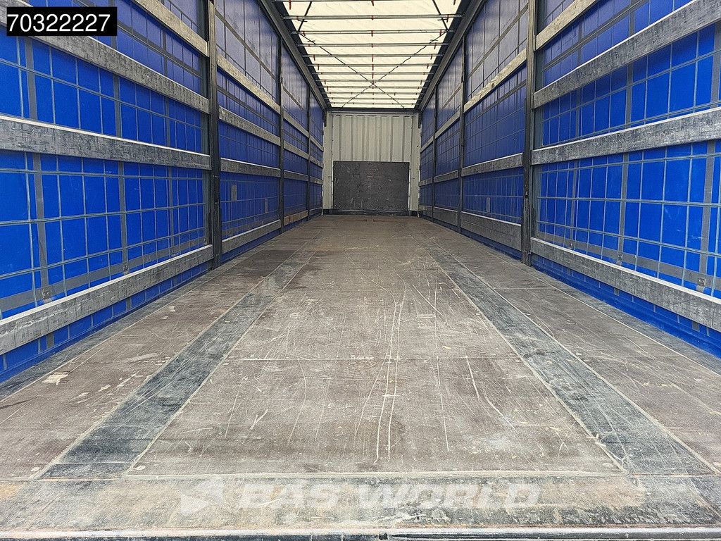 Krone SD Lift Axle Palletkist Anti Vandalism Sliding Roof