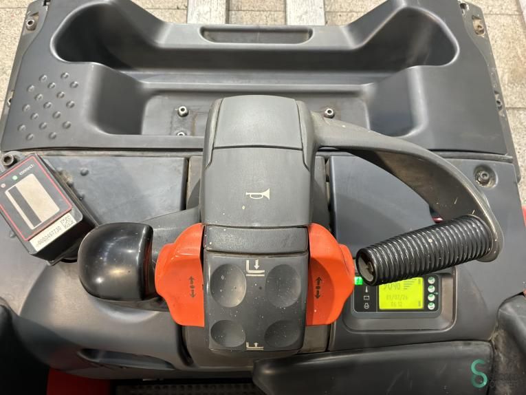 Pallet trucks Electric Linde T20SP 2021