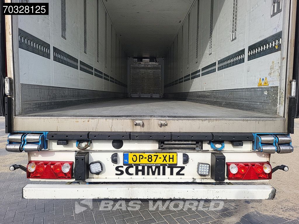 Schmitz SCB*S3B Flower Width Carrier Vector 1950 Mt Lift Axle