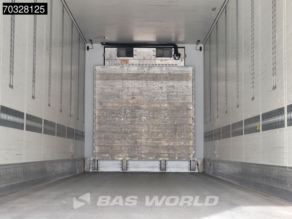 Schmitz SCB*S3B Flower Width Carrier Vector 1950 Mt Lift Axle