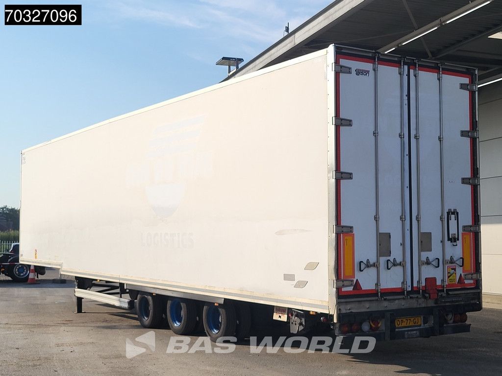 Talson F1227 3 axles Carrier Vector 1550