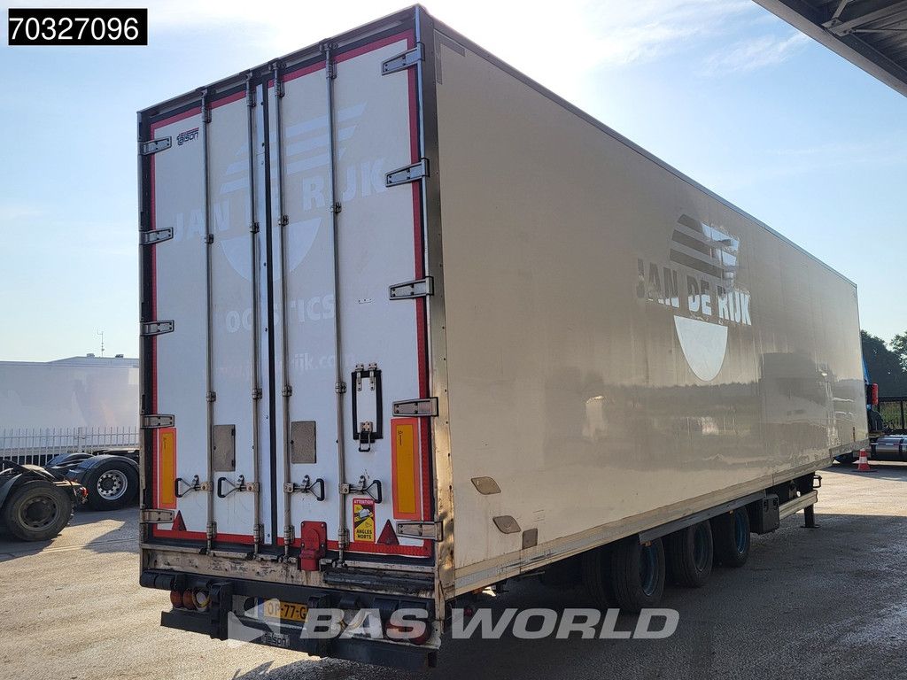 Talson F1227 3 axles Carrier Vector 1550