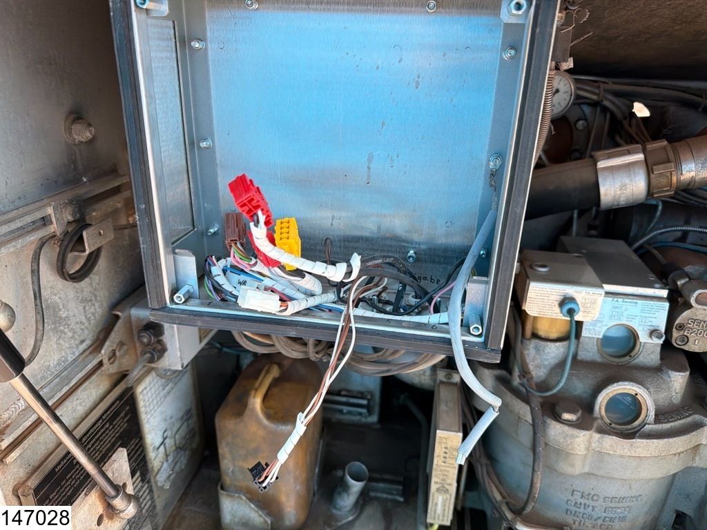 MAN TGS 26 320 6x2, EURO 5, ADR, 20.570 Liter, 4 Comp