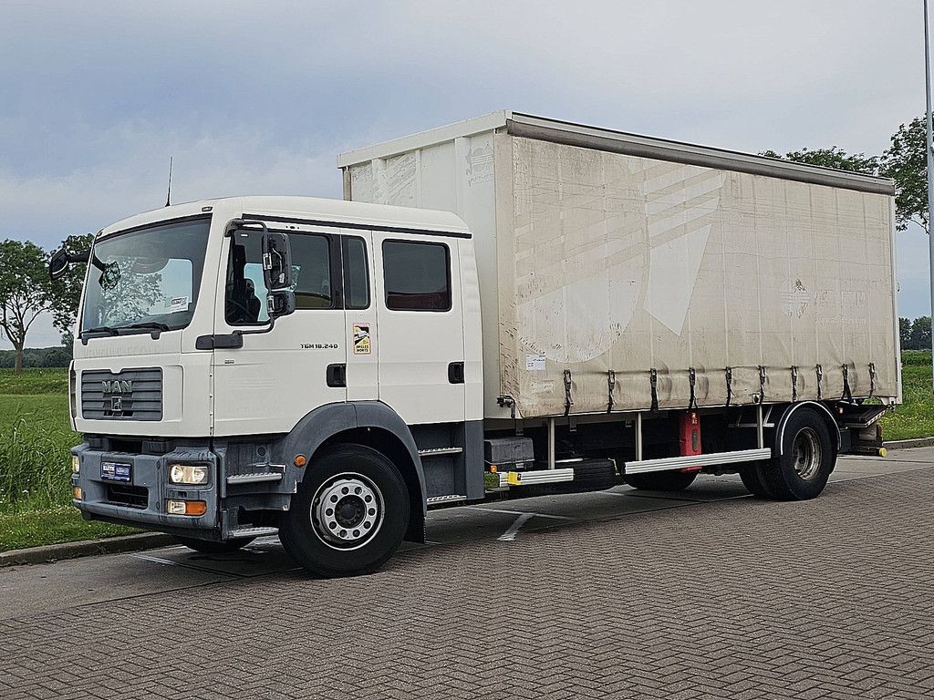 M.A.N. 18.240 TGM doka double cabin
