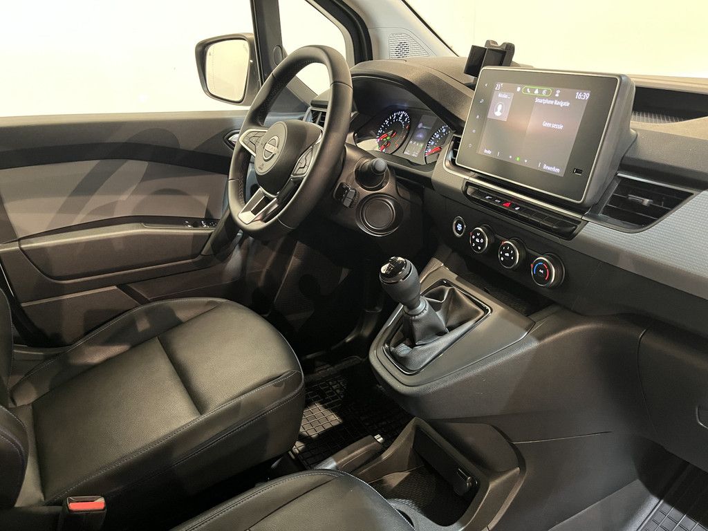 Nissan Townstar 1.3 L1 130 PK Benzine / Euro 6 / Airco / Cruise Control / CarPlay / Camera / Leder / 3-Zits / 31.000 KM !!