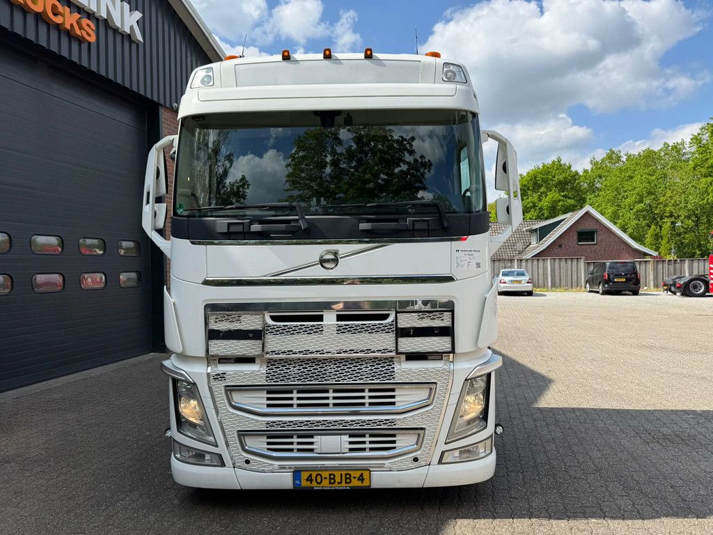 Volvo FH 460 Globetrotter Hefschotel Lowdeck 697.070KM NL Truck