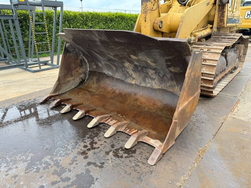 CAT 963