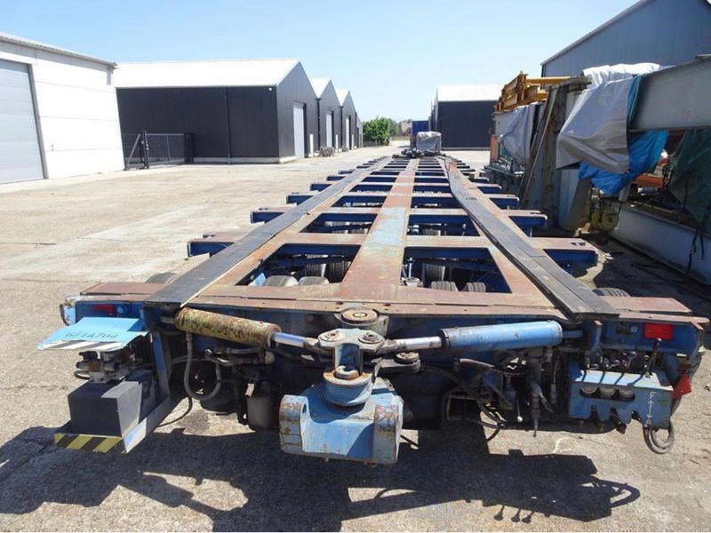 Nicolas 400-metric-ton SPMT Modular Hydraulic Trailer