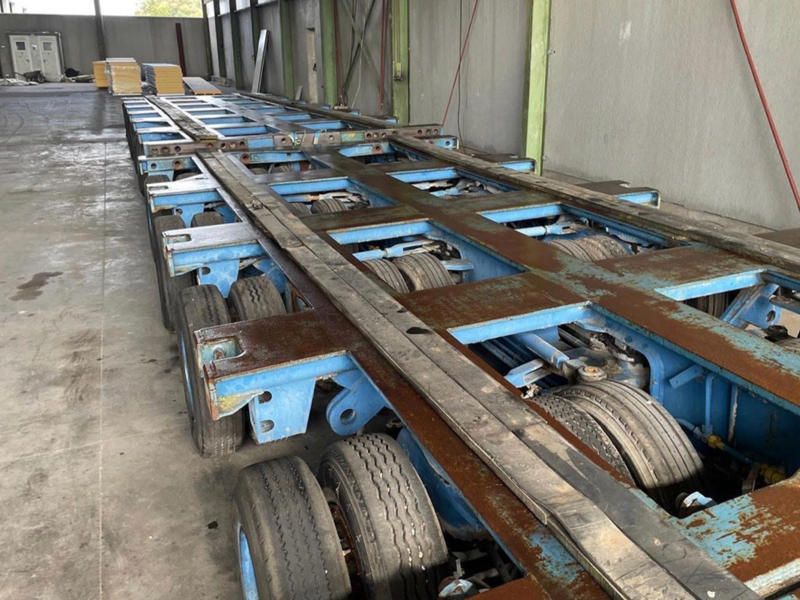 Nicolas 400-metric-ton SPMT Modular Hydraulic Trailer