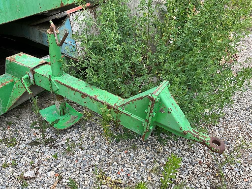 UG 10 dumper trailer