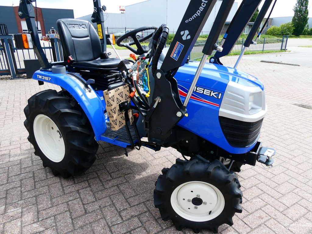 Iseki TM3187 4wd / 00127 Draaiuren / Voorlader