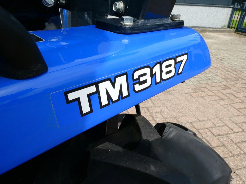 Iseki TM3187 4wd / 00127 Draaiuren / Voorlader