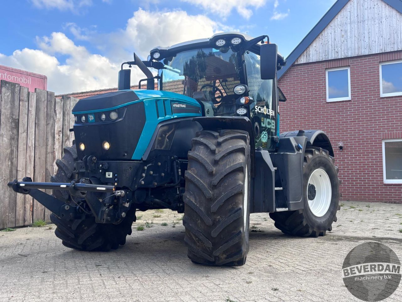 JCB Fastrac 4220 25 YEARS EDTION