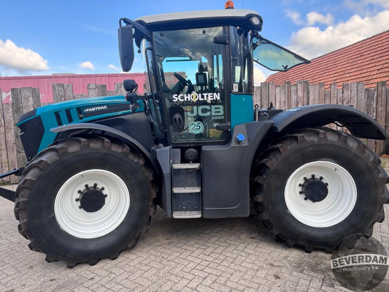 JCB Fastrac 4220 25 YEARS EDTION
