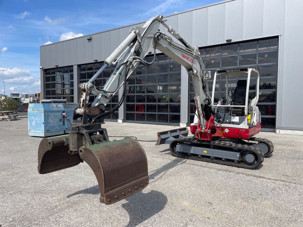 Takeuchi TB250E Electric