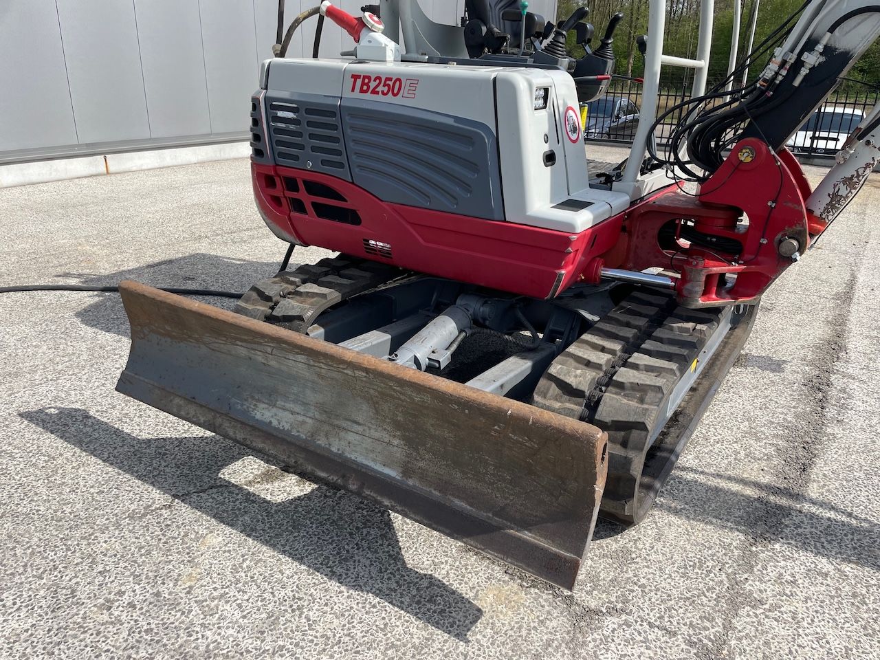 Takeuchi TB250E Electric
