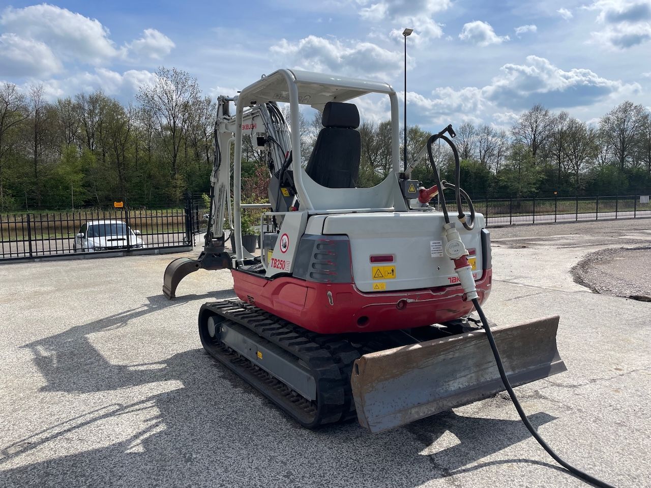 Takeuchi TB250E Electric