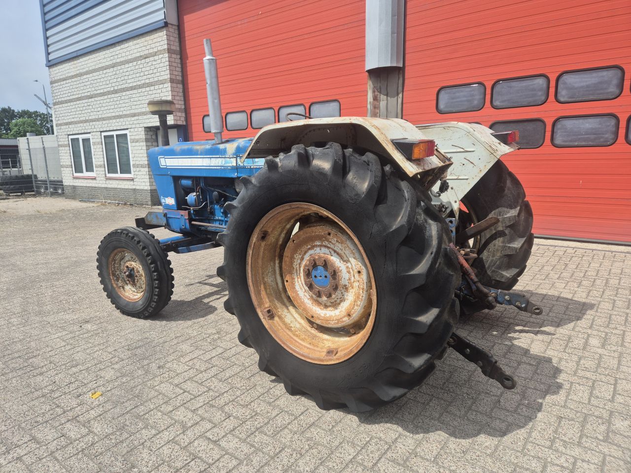 Ford 7000 Dual-power
