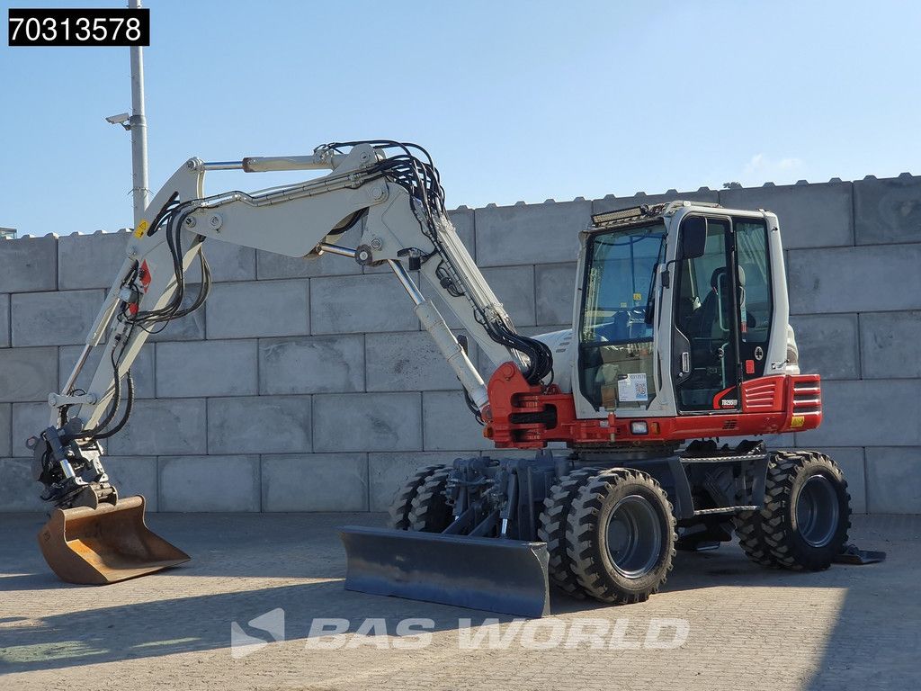 Takeuchi TB295 W