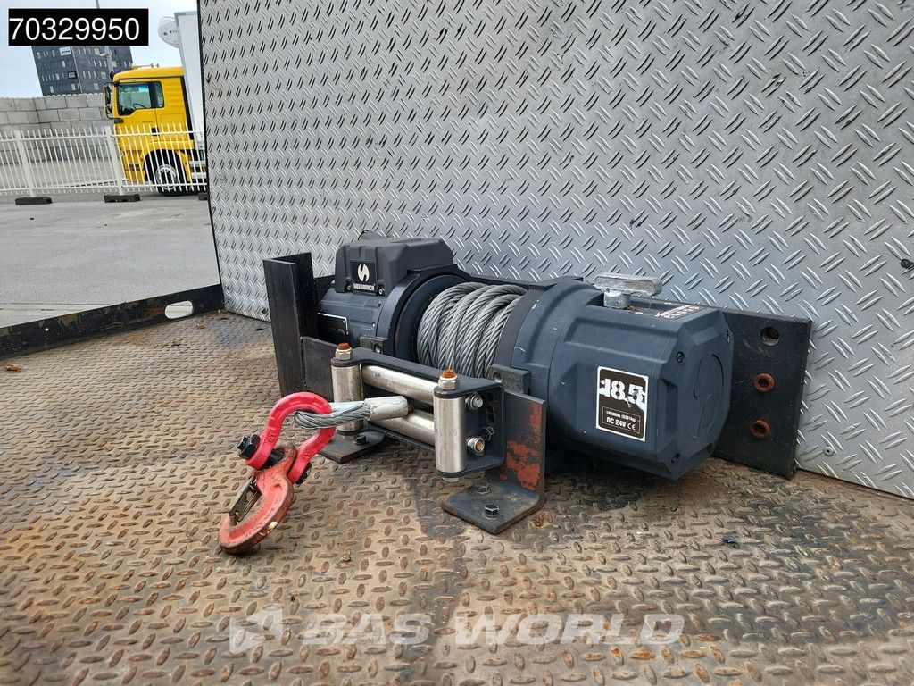 MAN TGX TGX 26.560 6X2 NL-Combi APK transporter Winch Automatic ACC Euro 6