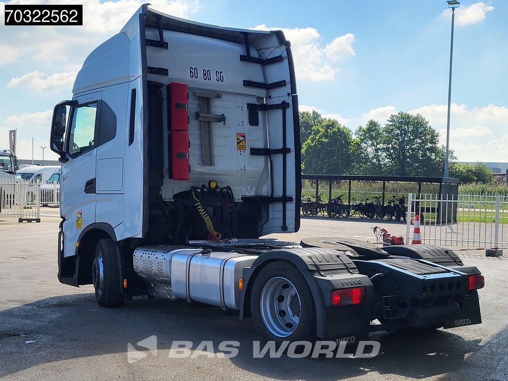 Iveco S-Way S-Way 460 4X2 Mega Retarder 2x Tanks Standklima ACC Navi