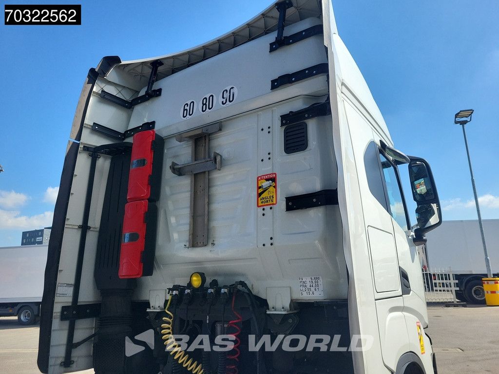 Iveco S-Way S-Way 460 4X2 Mega Retarder 2x Tanks Standklima ACC Navi